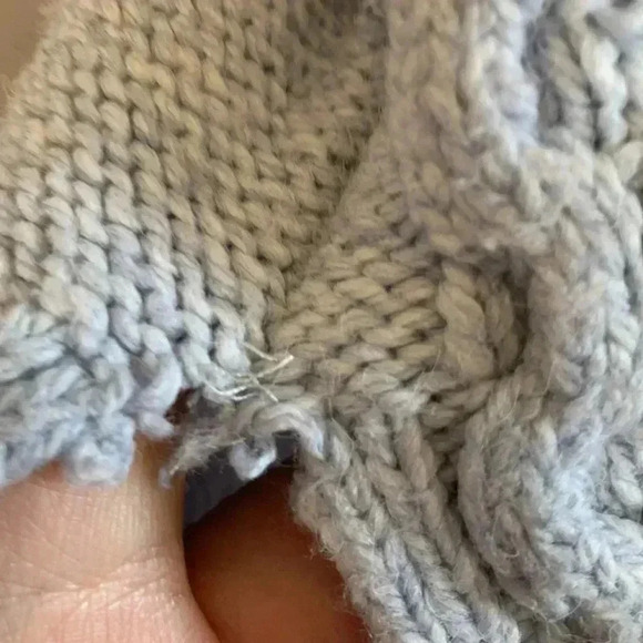 Miss Selfridge, baby blue short sleeve sweater, size 4 GUC - Picture 4 of 5